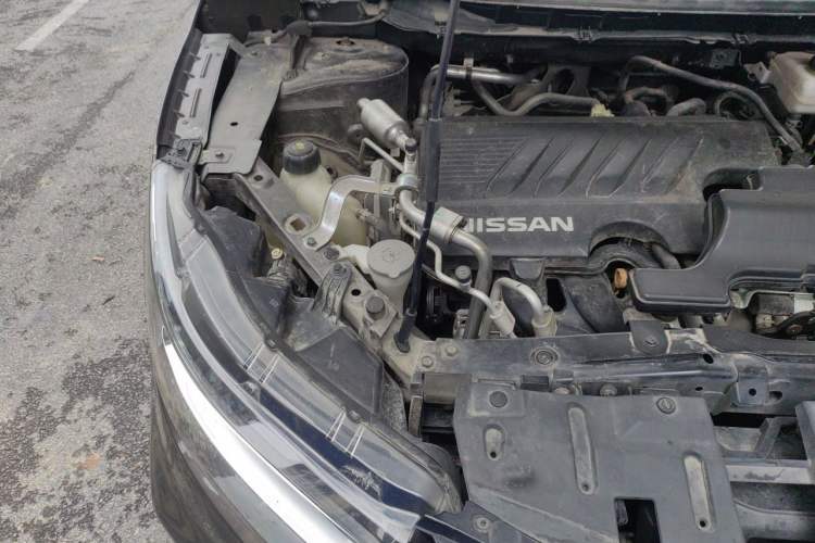 Used Nissan Qashqai 2019 2.0L CVT Luxury Edition Engine Bay Right