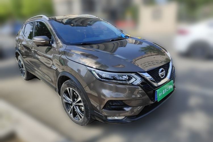 Used Nissan Qashqai 2019 2.0L CVT Luxury Edition Front Right 45 Deg