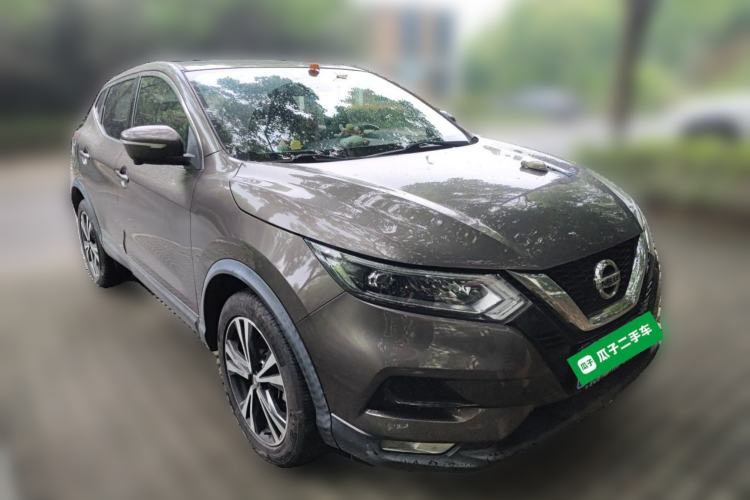 Used Nissan Qashqai 2019 2.0L CVT Luxury Edition Front Right 45 Deg
