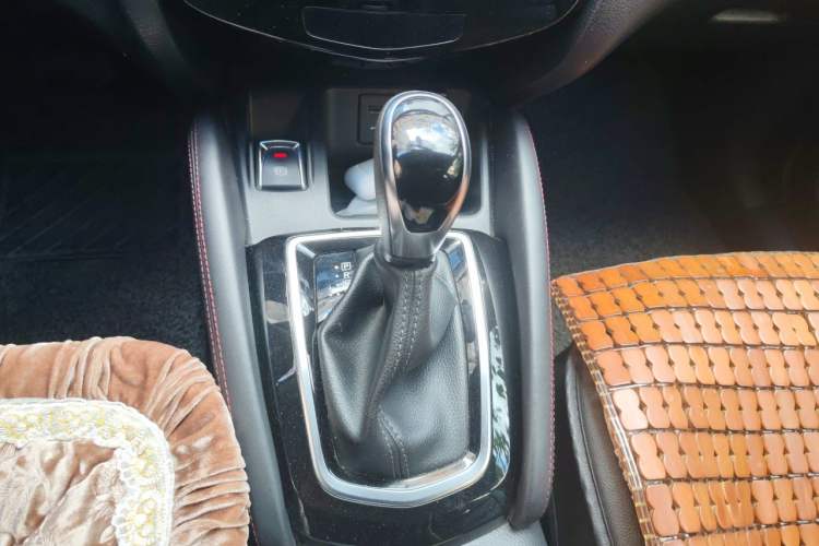 Used Nissan Qashqai 2019 2.0L CVT Smart Enjoyment Version Gear Lever