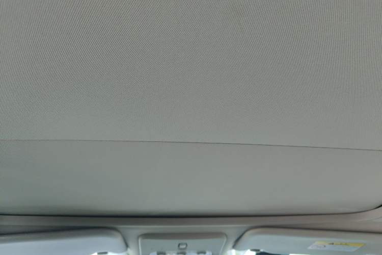 Used Nissan Qashqai 2019 2.0L CVT Luxury Edition Headliner