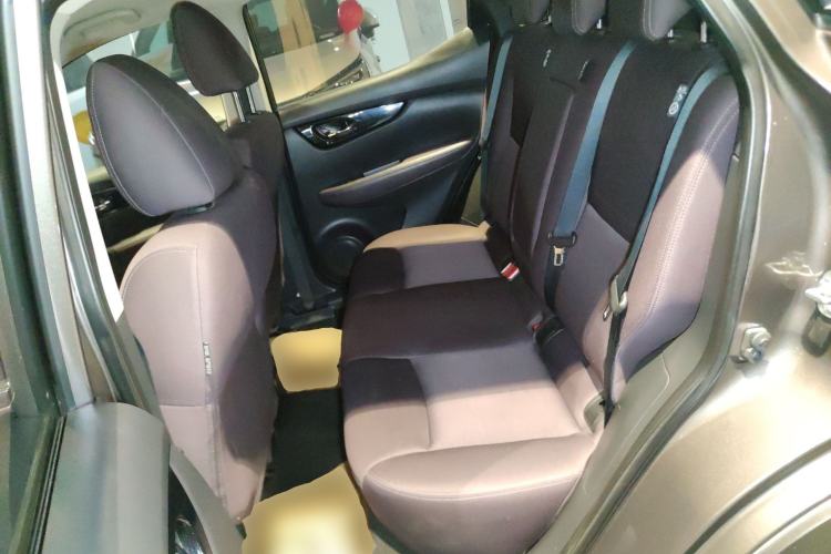 Used Nissan Qashqai 2019 2.0L CVT Smart Enjoyment Version Interior 4
