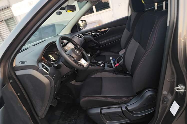 Used Nissan Qashqai 2019 2.0L CVT Smart Enjoyment Version Left Front Seat