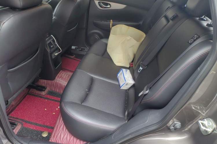 Used Nissan Qashqai 2019 2.0L CVT Luxury Edition Left Rear Seat