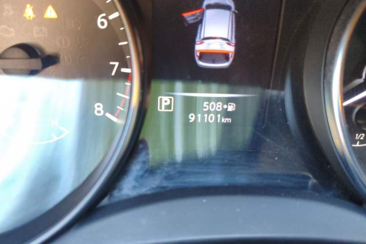 Used Nissan Qashqai 2019 2.0L CVT Smart Enjoyment Version Odometer Close Up