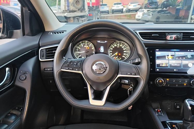 Used Nissan Qashqai 2019 2.0L CVT Smart Enjoyment Version Steering Wheel