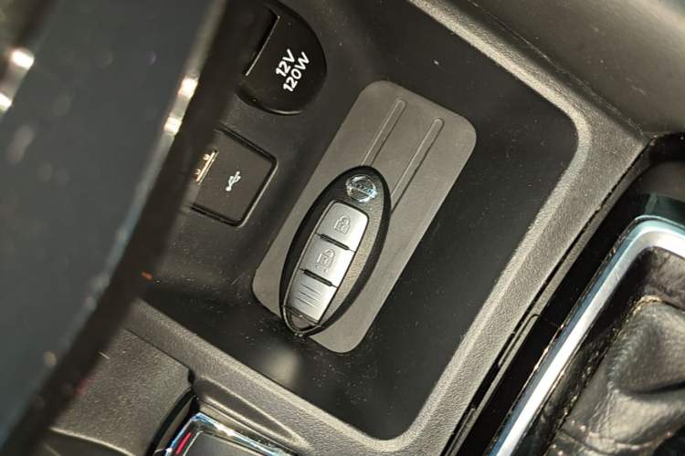Used Nissan Qashqai 2019 2.0L CVT Luxury Edition Vehicle Key