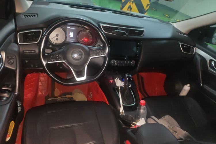 Used Nissan Qashqai 2021 2.0L CVT Luxury Edition Center Console