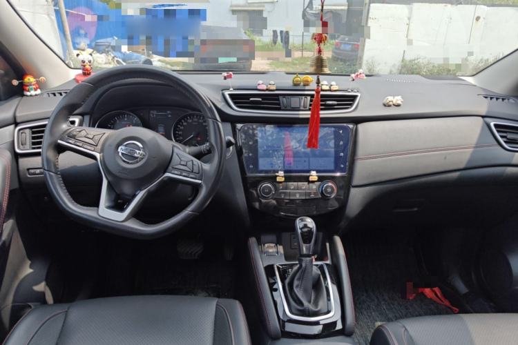 Used Nissan Qashqai 2021 2.0L CVT Luxury Edition Center Console