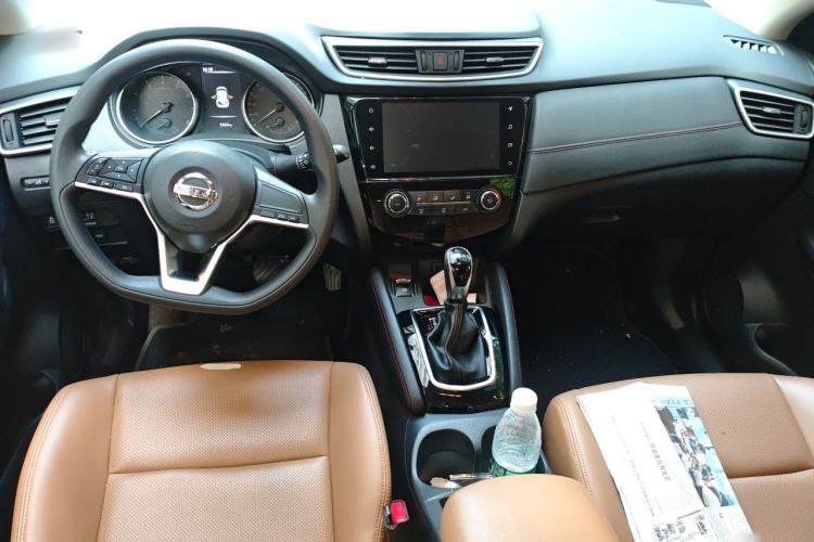 Used Nissan Qashqai 2021 2.0L CVT Smart Enjoyment Version Center Console