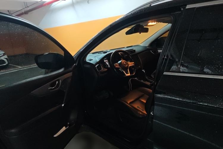 Used Nissan Qashqai 2021 2.0L CVT Luxury Navigation Edition Driver Seat