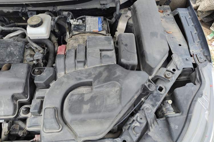 Used Nissan Qashqai 2021 2.0L CVT Luxury Edition Engine Bay Left