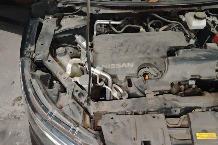 Used Nissan Qashqai 2021 2.0L CVT Luxury Navigation Edition Engine Bay Right
