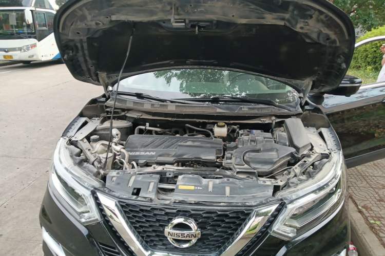 Used Nissan Qashqai 2021 2.0L CVT Luxury Edition Engine Bay