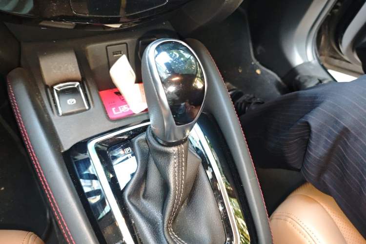 Used Nissan Qashqai 2021 2.0L CVT Smart Enjoyment Version Gear Lever