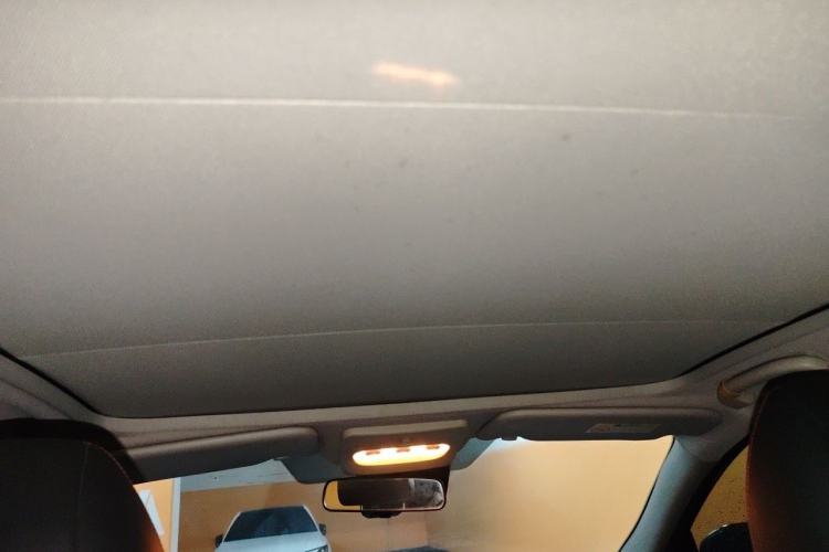Used Nissan Qashqai 2021 2.0L CVT Luxury Navigation Edition Headliner