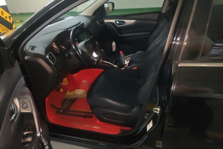Used Nissan Qashqai 2021 2.0L CVT Luxury Edition Left Front Seat