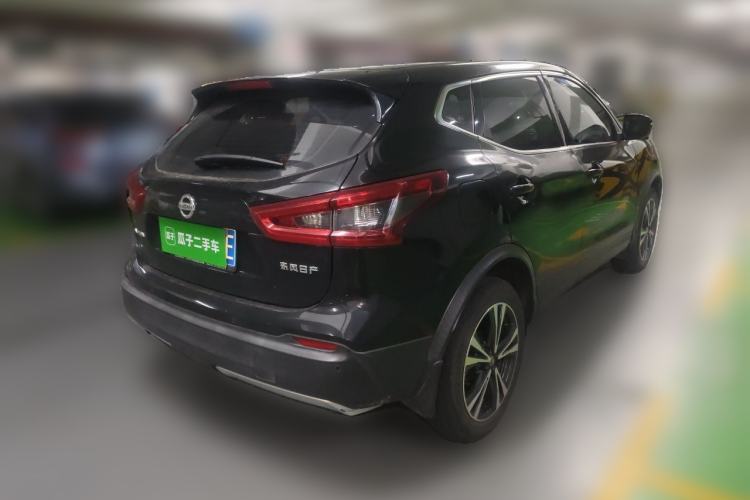 Used Nissan Qashqai 2021 2.0L CVT Luxury Edition Rear Right 45 Deg