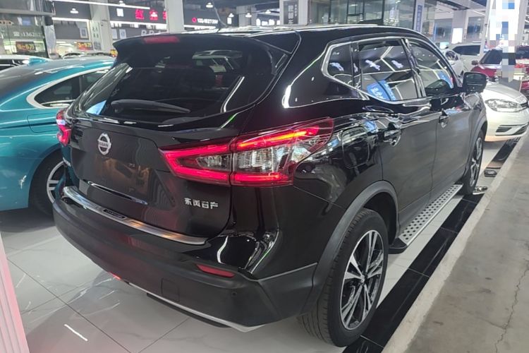 Used Nissan Qashqai 2021 2.0L CVT Luxury Edition Rear Right 45 Deg