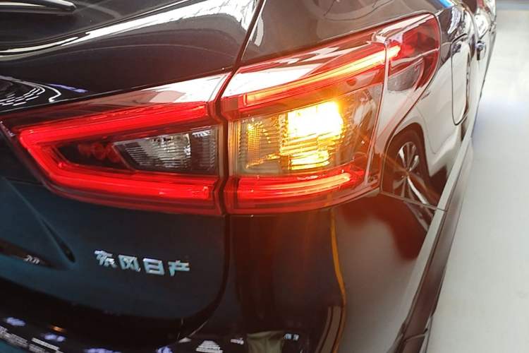 Used Nissan Qashqai 2021 2.0L CVT Luxury Edition Right Rear Taillight