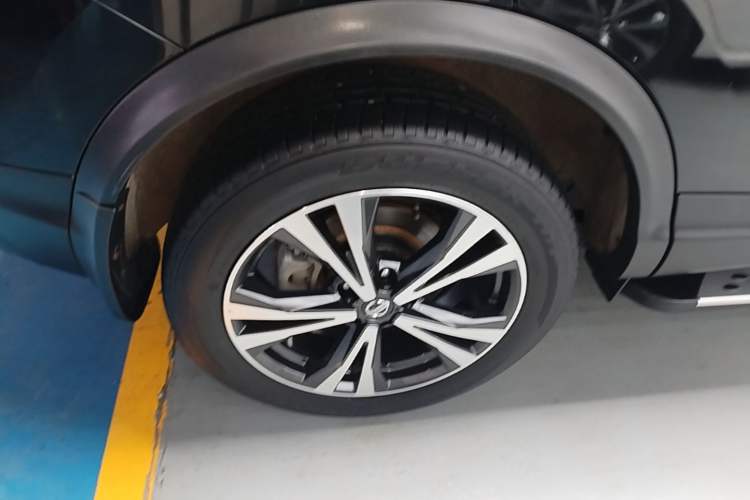 Used Nissan Qashqai 2021 2.0L CVT Luxury Edition Right Rear Wheel Hub