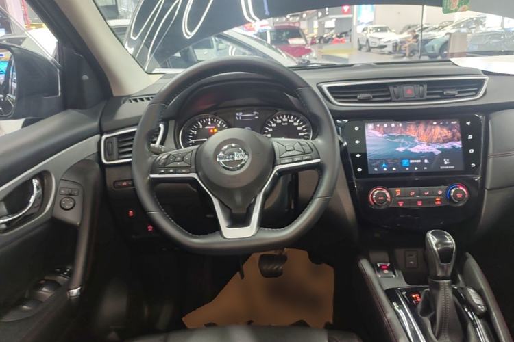Used Nissan Qashqai 2021 2.0L CVT Luxury Edition Steering Wheel