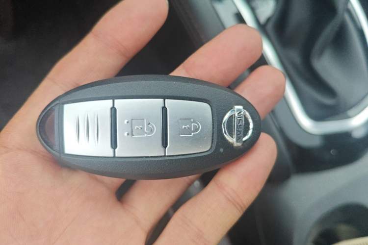 Used Nissan Qashqai 2021 2.0L CVT Luxury Edition Vehicle Key