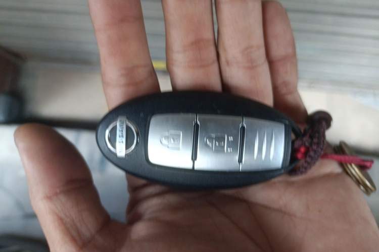 Used Nissan Qashqai 2021 2.0L CVT Luxury Edition Vehicle Key