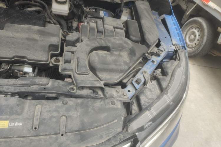 Used Nissan Qashqai 2021 2.0L CVT Luxury Edition Engine Bay Left