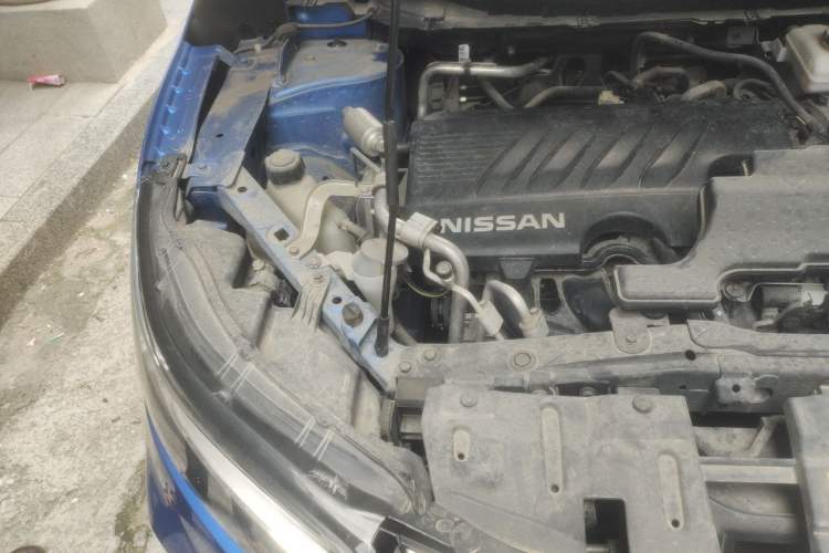 Used Nissan Qashqai 2021 2.0L CVT Luxury Edition Engine Bay Right