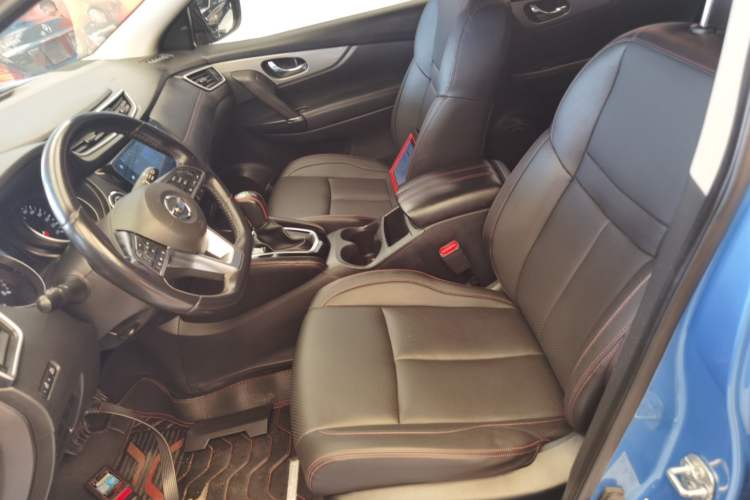Used Nissan Qashqai 2021 2.0L CVT Luxury Edition Left Front Seat