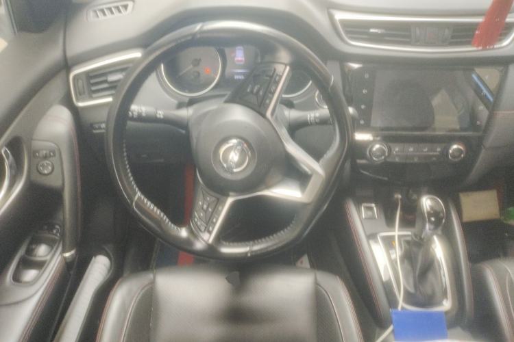 Used Nissan Qashqai 2021 2.0L CVT Luxury Edition Steering Wheel