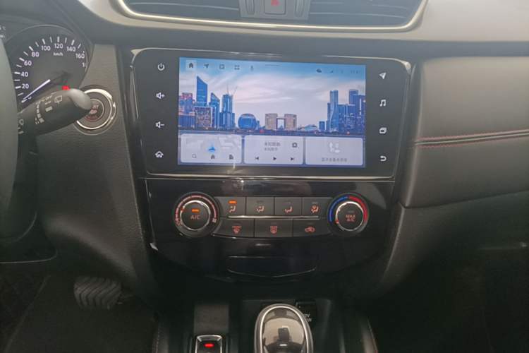Used Nissan Qashqai 2021 2.0L CVT Luxury Edition Audio And AC Panel