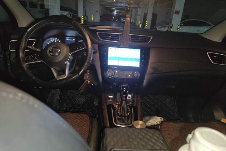 Used Nissan Qashqai 2021 2.0L CVT Smart Enjoyment Version Center Console