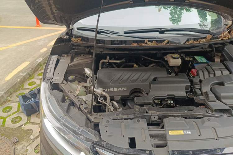 Used Nissan Qashqai 2021 2.0L CVT Luxury Edition Engine Bay Right