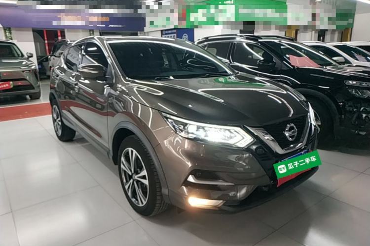 Used Nissan Qashqai 2021 2.0L CVT Luxury Edition Front Right 45 Deg