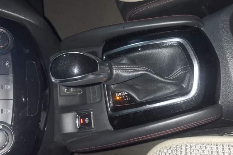 Used Nissan Qashqai 2021 2.0L CVT Smart Enjoyment Version Gear Lever