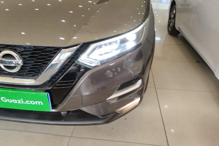 Used Nissan Qashqai 2021 2.0L CVT Luxury Edition Left Front Headlight