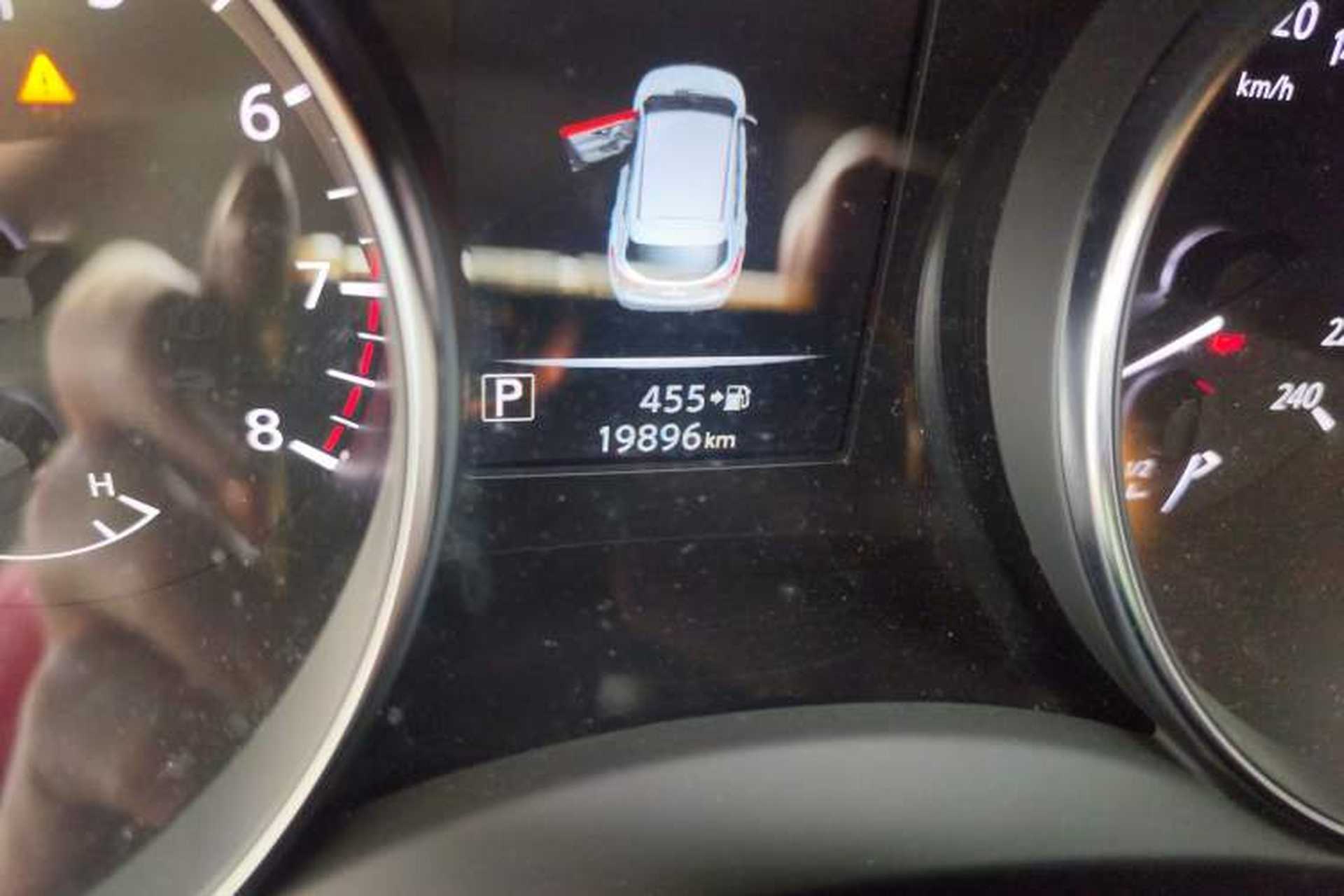 Used Nissan Qashqai 2021 2.0L CVT Luxury Edition Odometer Close Up