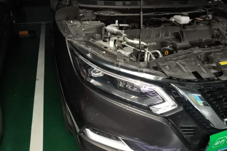 Used Nissan Qashqai 2021 2.0L CVT Luxury Edition Right Front Headlight