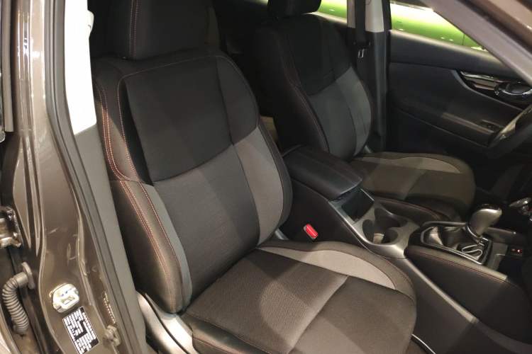 Used Nissan Qashqai 2021 2.0L CVT Smart Enjoyment Version Right Front Seat