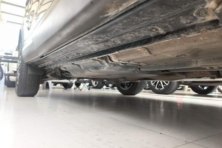 Used Nissan Qashqai 2021 2.0L CVT Luxury Edition Right Side Sill