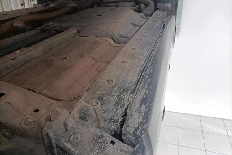 Used Nissan Qashqai 2021 2.0L CVT Luxury Edition Right Side Sill