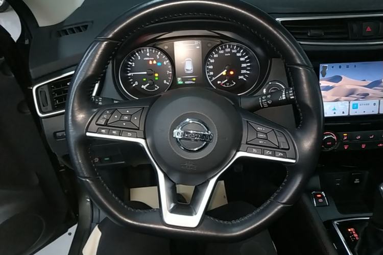 Used Nissan Qashqai 2021 2.0L CVT Luxury Edition Steering Wheel