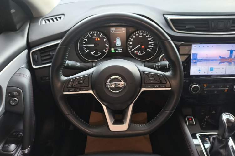Used Nissan Qashqai 2021 2.0L CVT Luxury Edition Steering Wheel