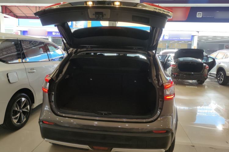 Used Nissan Qashqai 2021 2.0L CVT Luxury Edition Trunk