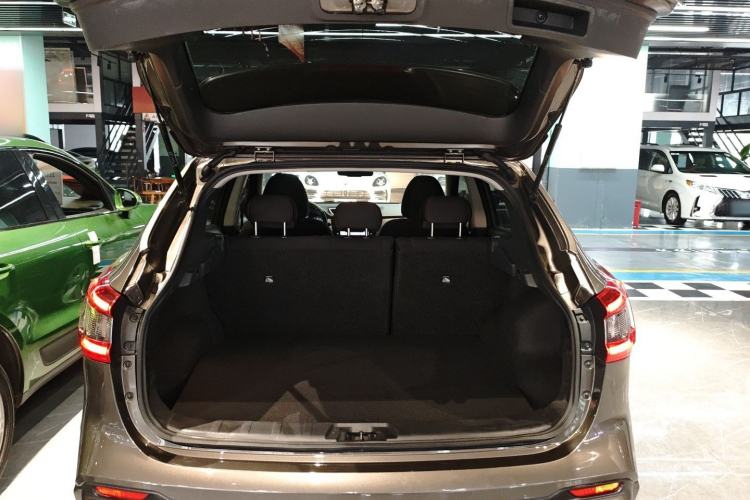 Used Nissan Qashqai 2021 2.0L CVT Smart Enjoyment Version Trunk