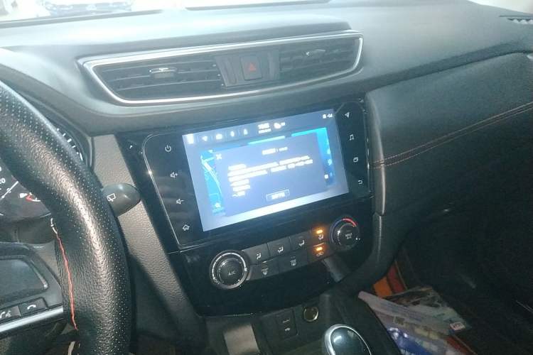Used Nissan Qashqai 2021 2.0L CVT Smart Enjoyment Version Audio And AC Panel