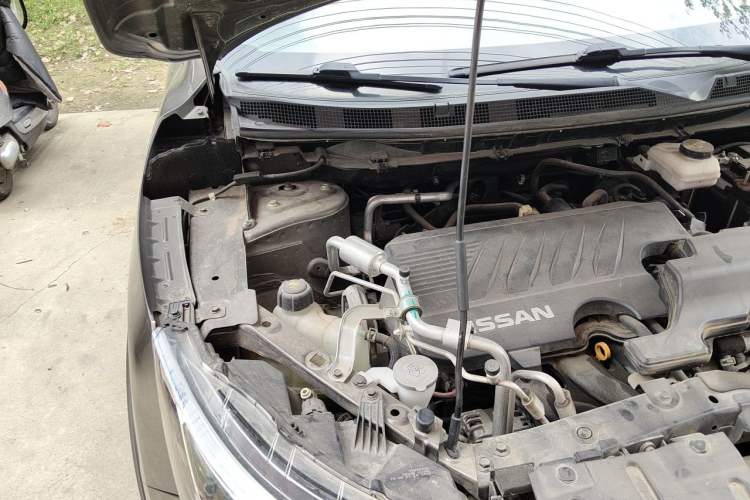 Used Nissan Qashqai 2021 2.0L CVT Luxury Navigation Edition Engine Bay Right