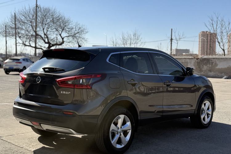 Used Nissan Qashqai 2021 2.0L CVT Smart Enjoyment Version Exterior 3